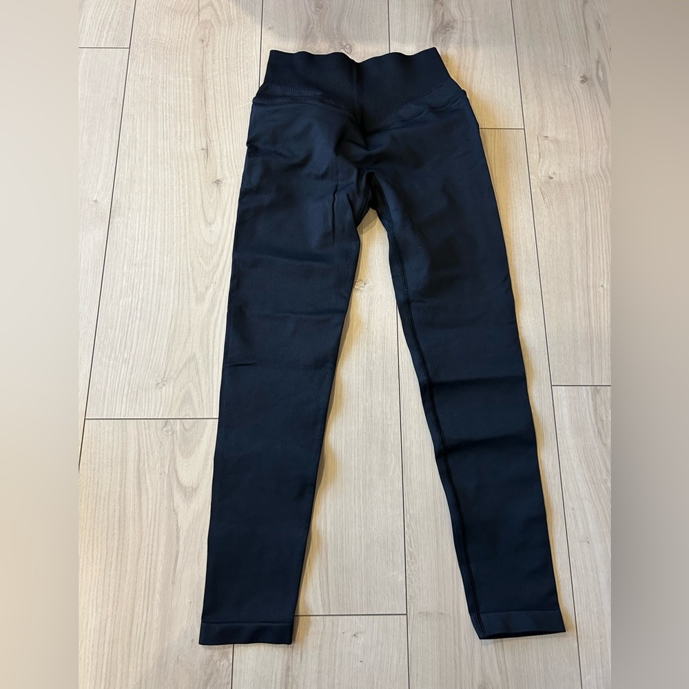 Australian brand leggings